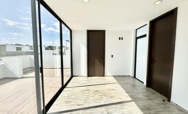Casa en venta en Valle Imperial, Zapopan, Jal.