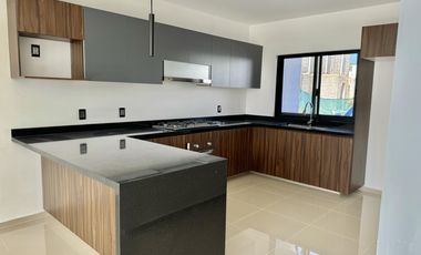 Casa en venta en Valle Imperial, Zapopan, Jal.