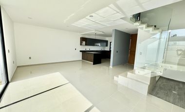 Casa en venta en Valle Imperial, Zapopan, Jal.