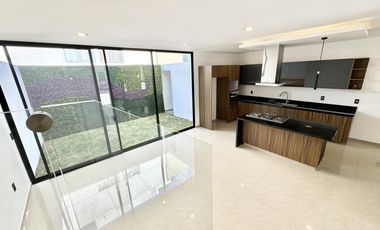 Casa en venta en Valle Imperial, Zapopan, Jal.