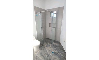 Casa con piscina privada , en San Jerónimo , Antioquia en venta .