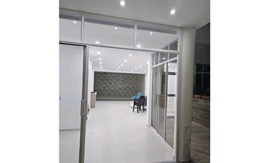Casa con piscina privada , en San Jerónimo , Antioquia en venta .