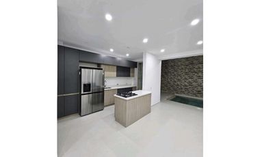 Casa con piscina privada , en San Jerónimo , Antioquia en venta .