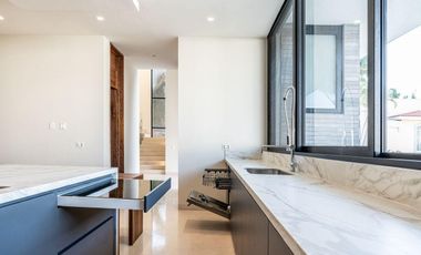 Residencia en venta en Pontevedra, Puerta de Hierro, Zapopan, Jalisco