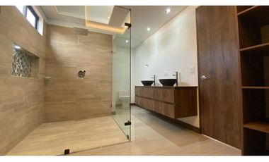 Venta de casa finca en el Carmen de Viboral
