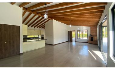 Venta de casa finca en el Carmen de Viboral