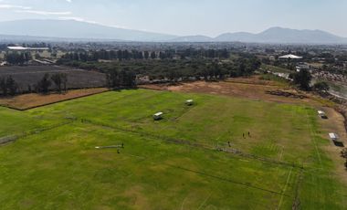 Terreno en venta en Av Adolf Horn