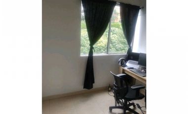 Apartamento para la venta en la Loma de los Bernal parte Baja