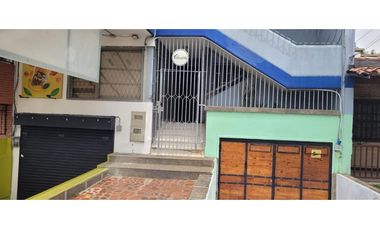 Alquilo habitación en Medellín barrio loa colores con servicios