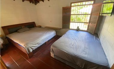 HACIENDA PARA CABALLISTAS O FAMILIAS AMANTES AL CAMPO
