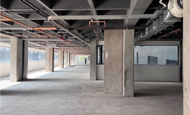 SE ARRIENDA OFICINA EN OBRA BLANCA  MEDELLIN
