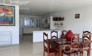 Renta de Casa con 3 habitaciones en calle Gilberto Aceves, Fracc. Paraíso, Coatzacoalcos, Ver.