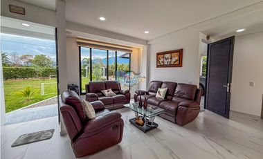 En Venta Casa Campestre en Restrepo Meta