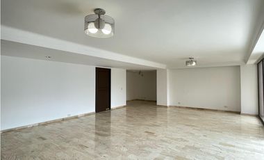 Apartamento en Arriendo Loma de Alejandria Medellín