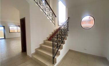 VENTA de CASA NUEVA en COSTA SUR | CASA UNIFAMILIAR DE ESQUINA- LH