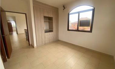 VENTA de CASA NUEVA en COSTA SUR | CASA UNIFAMILIAR DE ESQUINA- LH