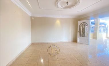 VENTA de CASA REMODELADA en SAN ANTONIO | 5REC - LH