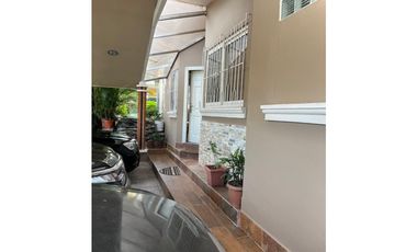 VILLA ZAITA / VILLAS ALPINAS / 3 HABIT / PISCINA PRIVADA / 600M2