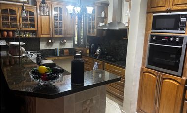 VILLA ZAITA / VILLAS ALPINAS / 3 HABITACION / PISCINA PRIVADA / 600M