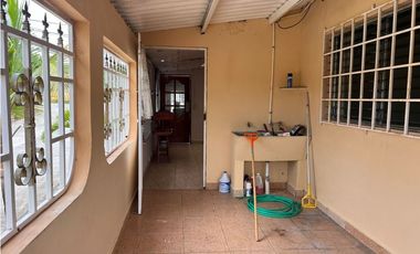 EL CRISOL / VILLA VERONICA / 215M / 4 HABITACION / ESQUINA