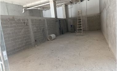ALQUILER LOCAL COMERCIAL – TRANSSTMICA 83.11 M2