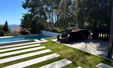 PUERTO VELERO: Casa Temporada. 10 psnas. Quincho y Piscina