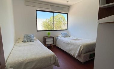 PUERTO VELERO: Casa Temporada. 10 psnas. Quincho y Piscina
