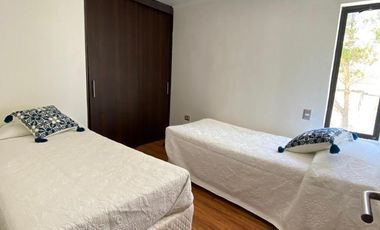 PUERTO VELERO: Casa Temporada. 10 psnas. Quincho y Piscina