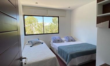 PUERTO VELERO: Casa Temporada. 10 psnas. Quincho y Piscina