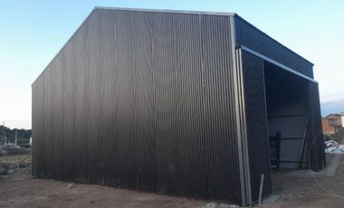 FINA PATAGONIA. Galpón en alquiler de 100m2 ubicado en San Martin de los Andes
