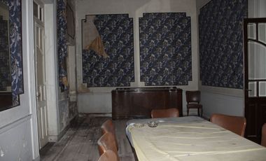 Histórica casa a reciclar en gran terreno. Mendoza