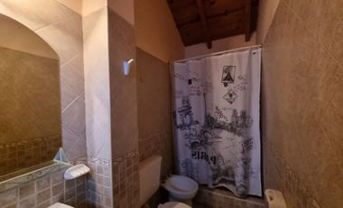 ALQUILER DUPLEX UN DORMITORIO AMOBLADO CON COCHERA