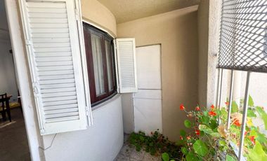 CASA 3 AMBIENTES JARDIN COCHERA TERRAZA
