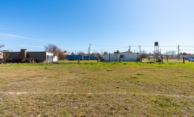 Terreno en venta en Luis Palacios de 900m2