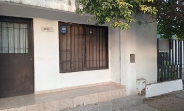 SE VENDE CASA 3 DORM MAS DEPARTAMENTO ZONA SUR