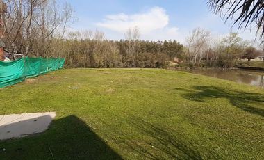 Venta Lote - Barrio Náutico - Isla del Este
