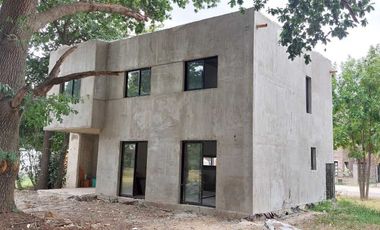 VENTA DE CASA A ESTRENAR EN ESCOBAR