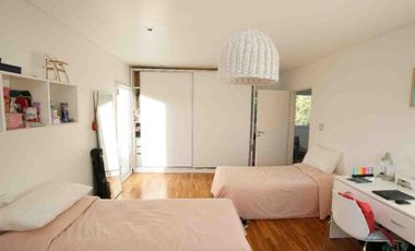 Casa en Venta, dos dormitorios en Villa Elisa