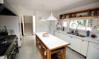 Casa en Venta, dos dormitorios en Villa Elisa