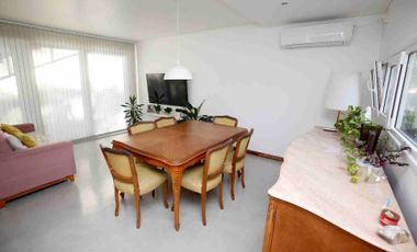 Casa en Venta, dos dormitorios en Villa Elisa