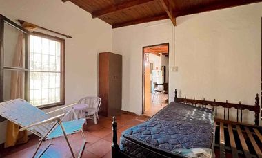 VENTA CASA 2 AMBIENTES QUINCHO Y PARQUE