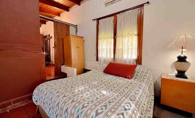 VENTA CASA 2 AMBIENTES QUINCHO Y PARQUE