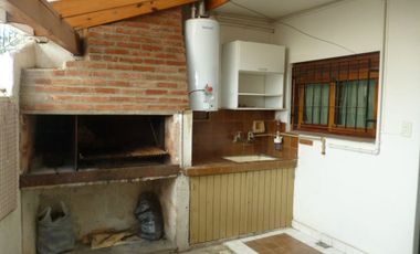 VENTA CASA SAN BERNARDO DEL TUY, PERMUTA EN CABA