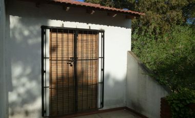 VENTA CASA SAN BERNARDO DEL TUY, PERMUTA EN CABA