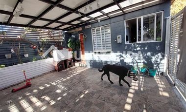 Casa en Venta en Av. Los Heroes / San Vicente