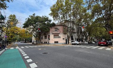 Venta casa/terreno- Palermo. Av. Medrano y Gorriti