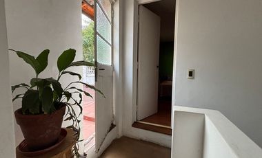 Venta casa/terreno- Palermo. Av. Medrano y Gorriti