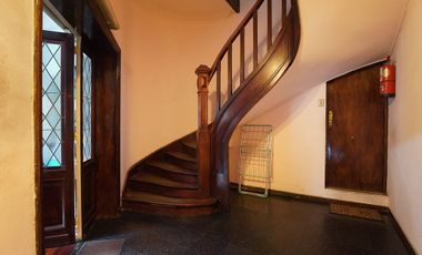 Venta casa/terreno- Palermo. Av. Medrano y Gorriti