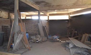 LOCAL MULTIPROPOSITO  186 M2 ITUZANGO
