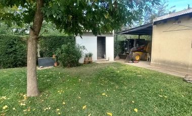 VENTA CASA 3 AMBIENTES LUJAN GRAN LOTE CON PILETA